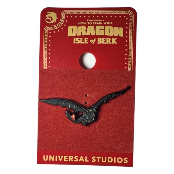 Universal Studios How To Train Your Dragon Isle of Berk Toothless Flying Pin - Picture 1 of 2